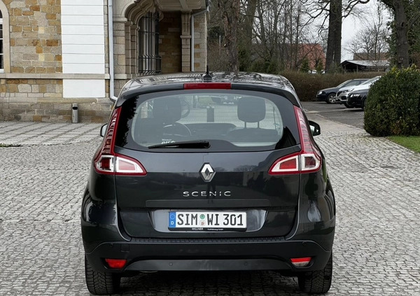 Renault Scenic cena 21900 przebieg: 220000, rok produkcji 2011 z Ćmielów małe 497